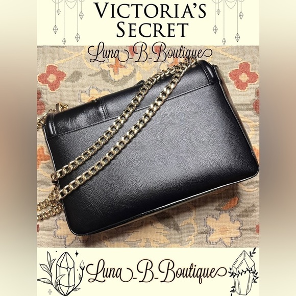 🆕⚡️Victoria’s Secret Chain Strap Studded Bag⚡️ - Picture 2 of 8